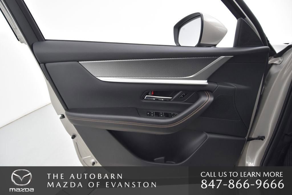 Certified 2025 MAZDA CX-90 3.3 Turbo w/ Preferred Package image 31