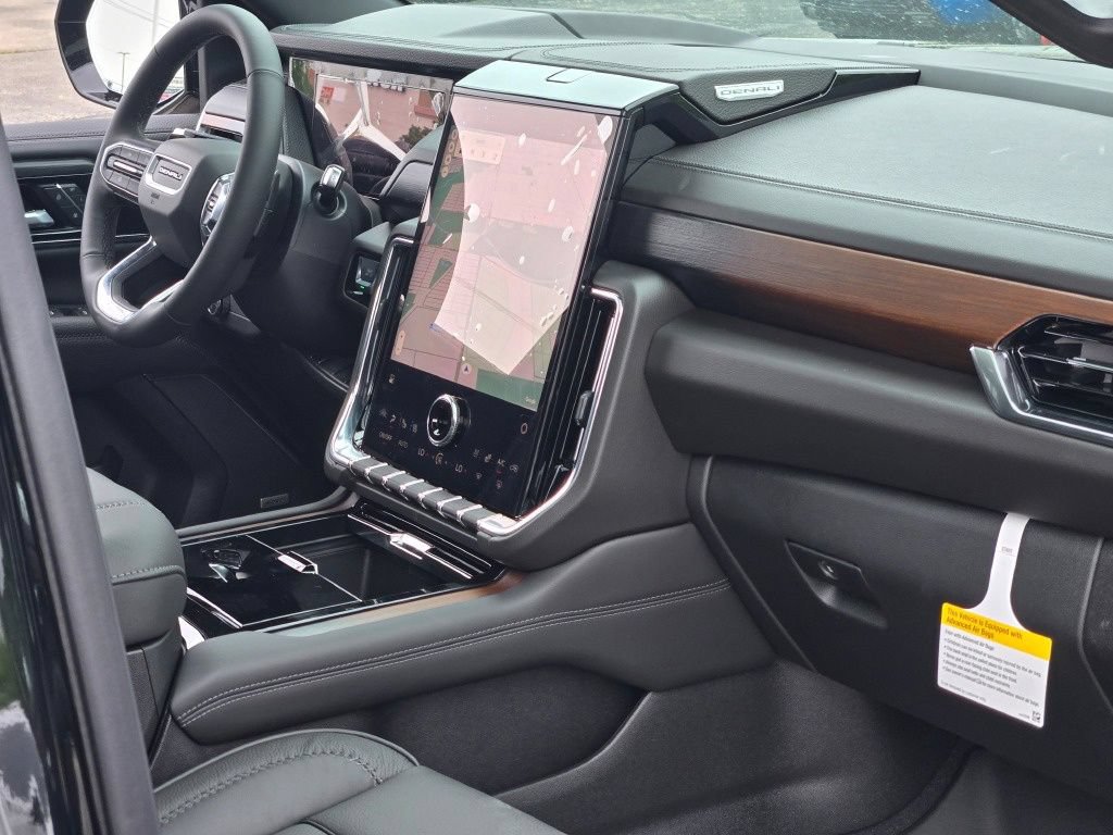 New 2026 GMC Yukon Denali w/ Sun & Power Step Package AWD/4WD image 18