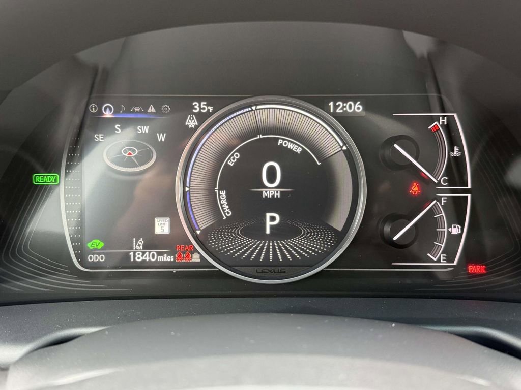 Used 2025 Lexus ES 300h w/ Luxury Package image 30