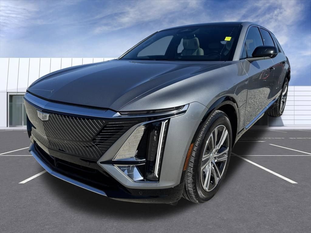 Certified 2024 Cadillac Lyriq Luxury image 6