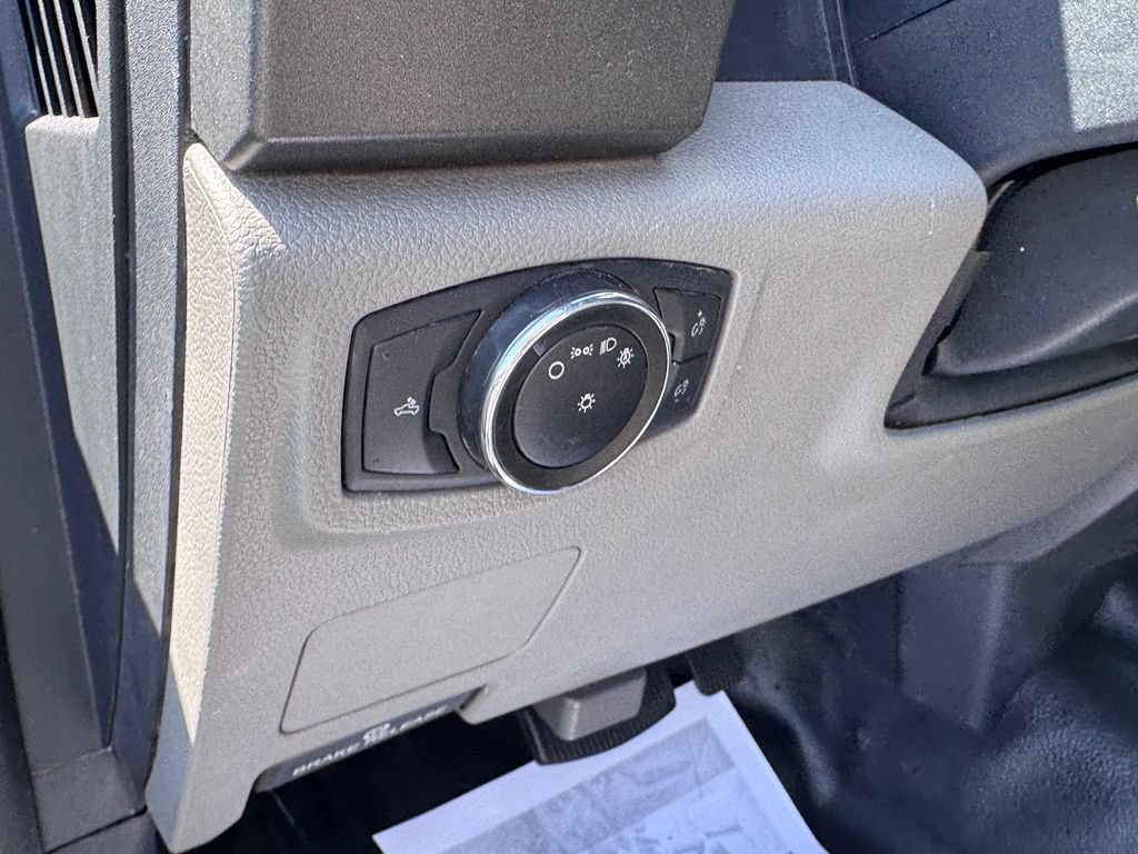 Used 2022 Ford F250 XL w/ Power Equipment Group RWD image 14