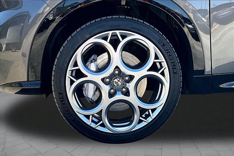 Used 2024 Alfa Romeo Tonale Ti image 15