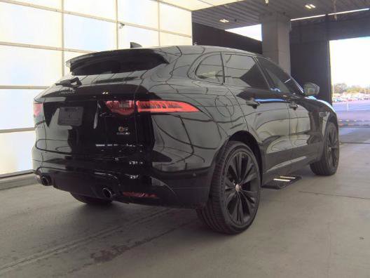 Used 2017 Jaguar F-PACE S AWD/4WD image 2