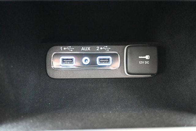 Used 2021 Jeep Grand Cherokee Trackhawk AWD/4WD image 33