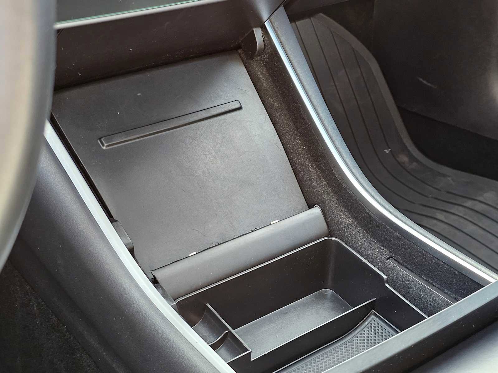 Used 2018 Tesla Model 3 Long Range image 31