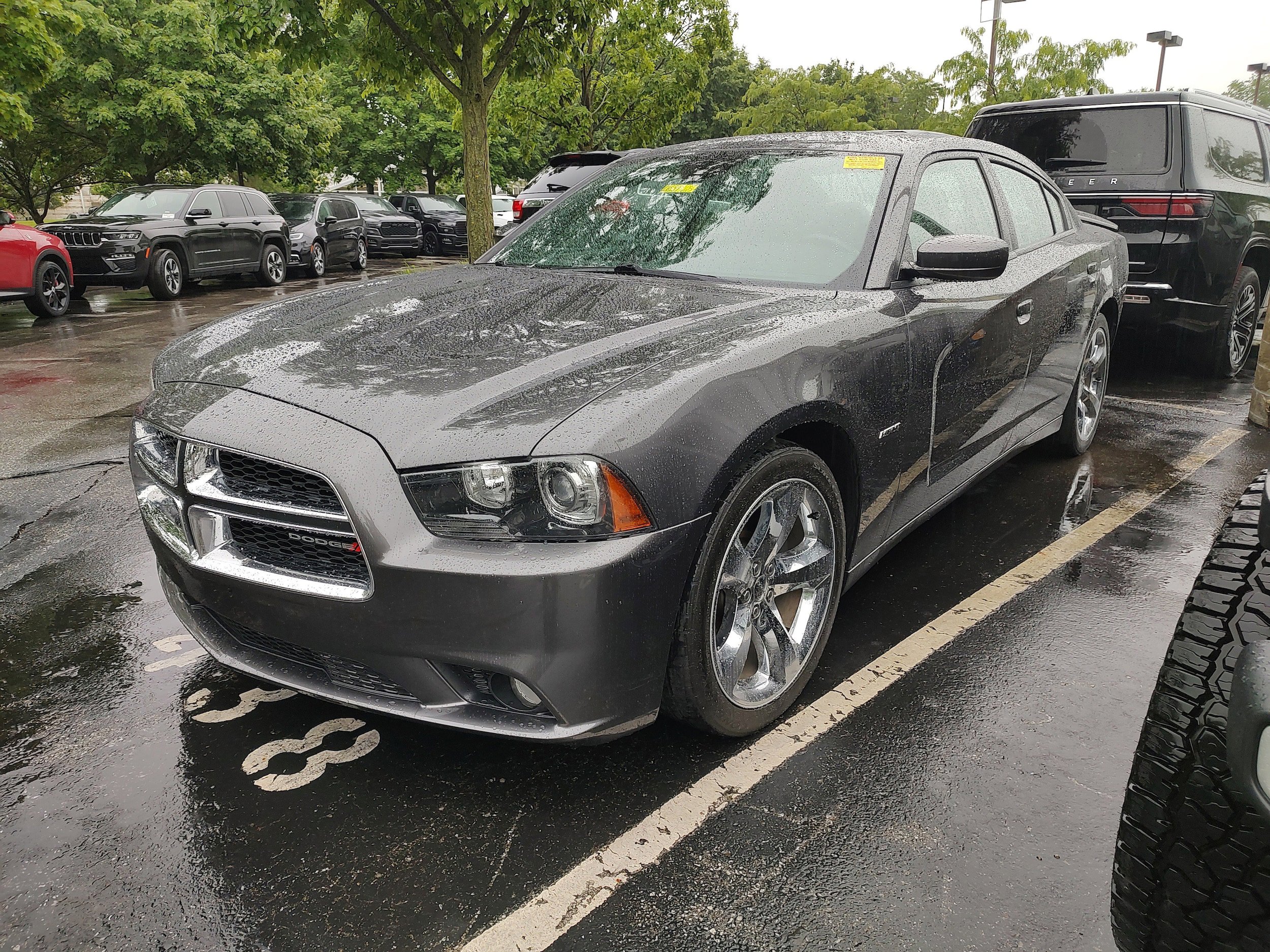 Used 2013 Dodge Charger R/T RWD image 3