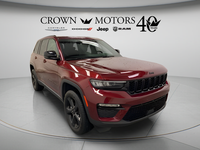 Used 2024 Jeep Grand Cherokee Limited w/ Black Appearance Package