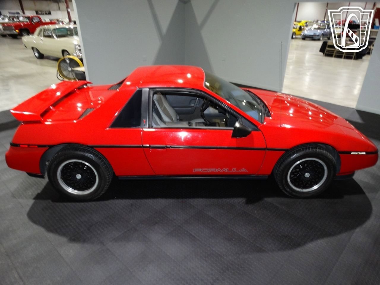 Used 1988 Pontiac Fiero image 20