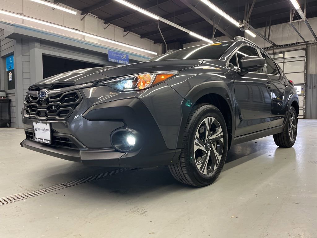 Certified 2024 Subaru Crosstrek 2.0i Premium image 3
