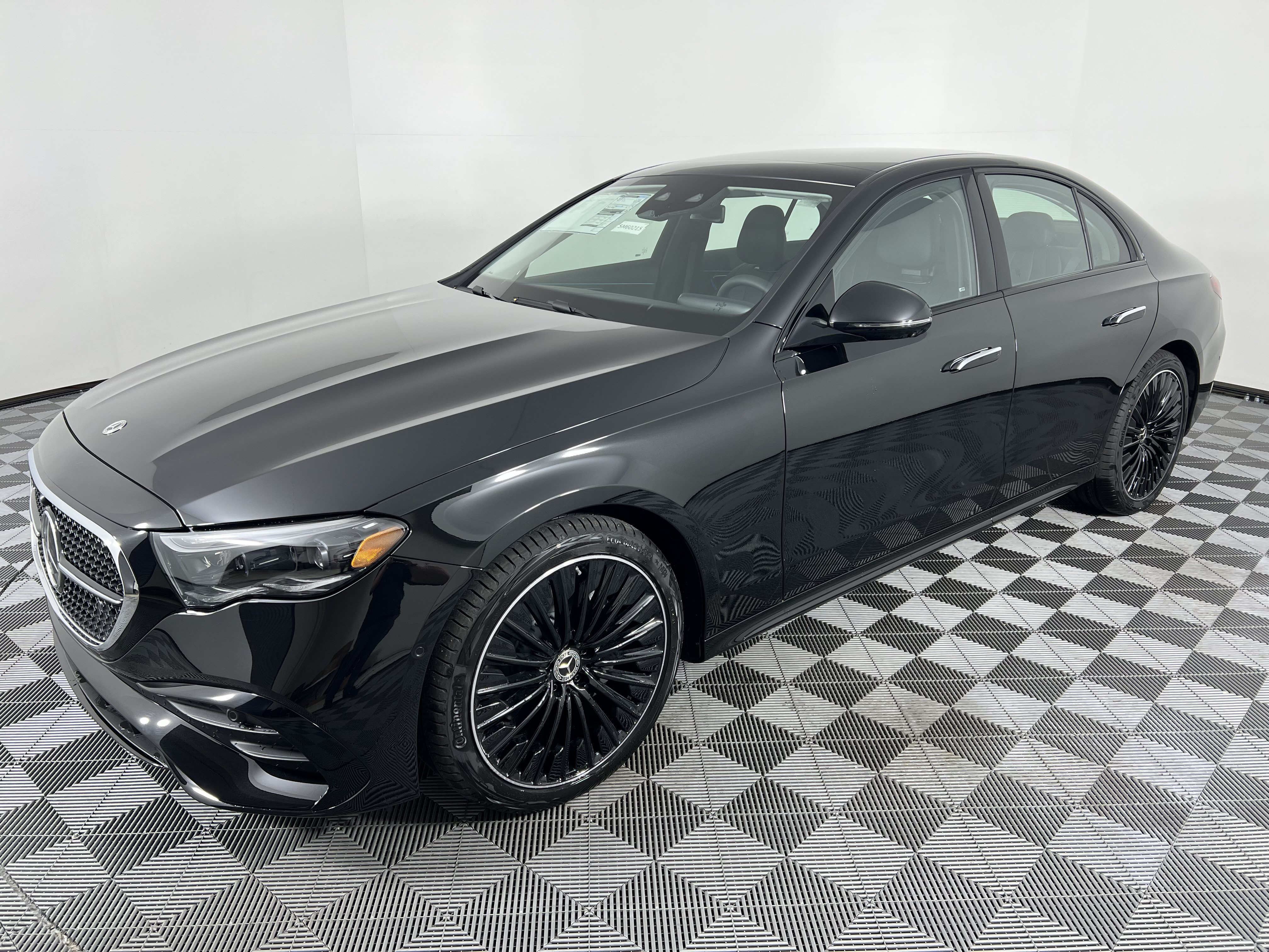 New 2026 Mercedes-Benz E 350 4MATIC Sedan image 8