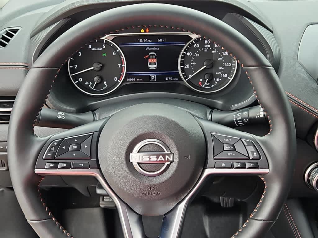 Used 2025 Nissan Sentra SR w/ SR Premium Package FWD image 25