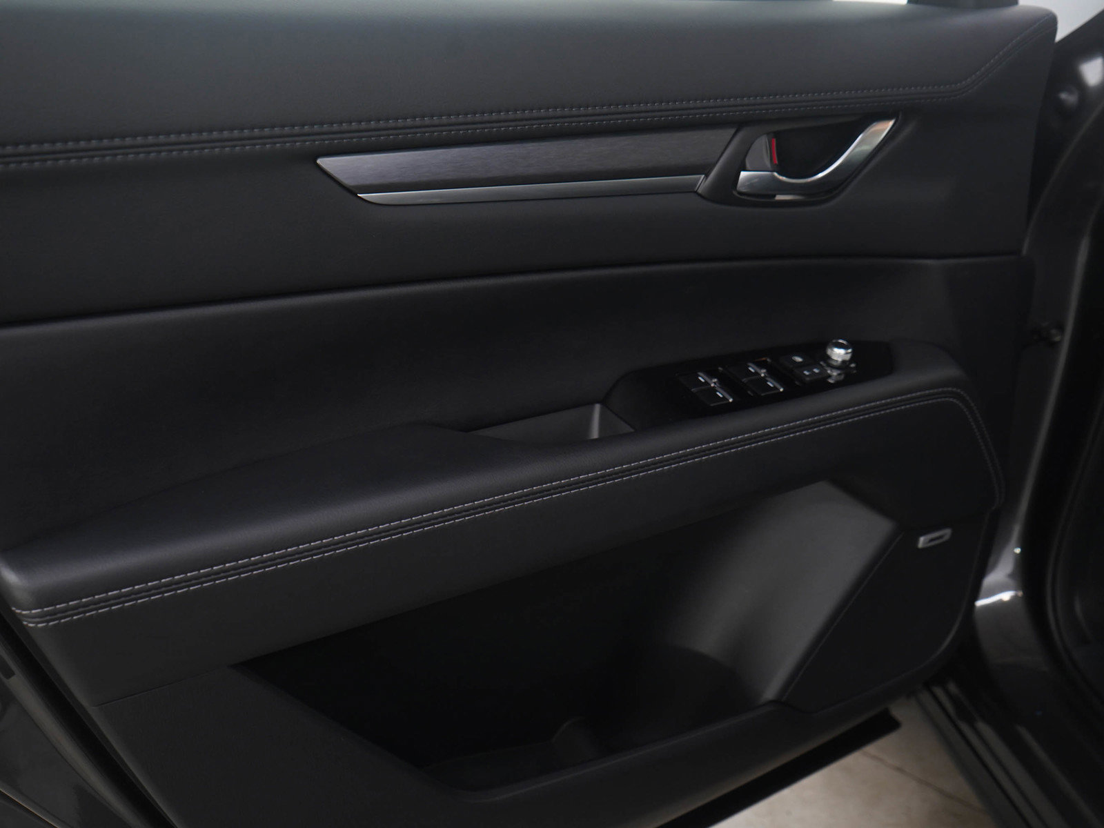 Certified 2025 MAZDA CX-5 AWD 2.5 S w/ Premium Plus Pkg image 24