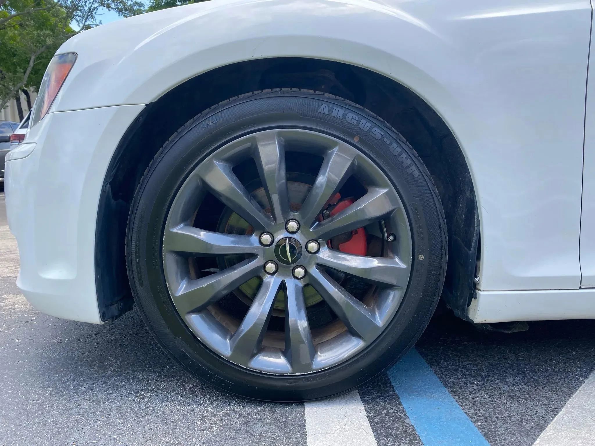Used 2014 Chrysler 300 S image 10