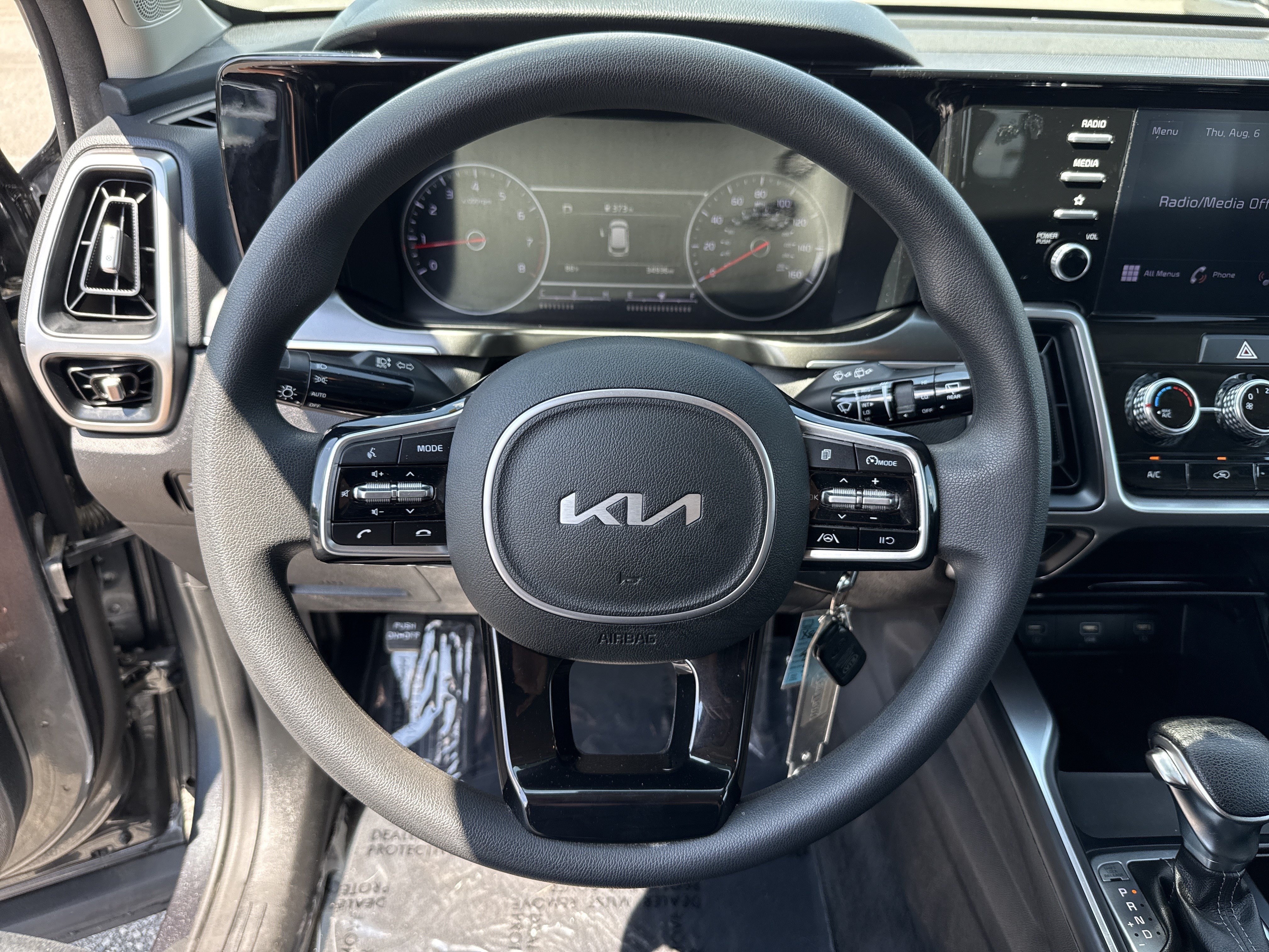 Used 2022 Kia Sorento LX AWD/4WD image 18