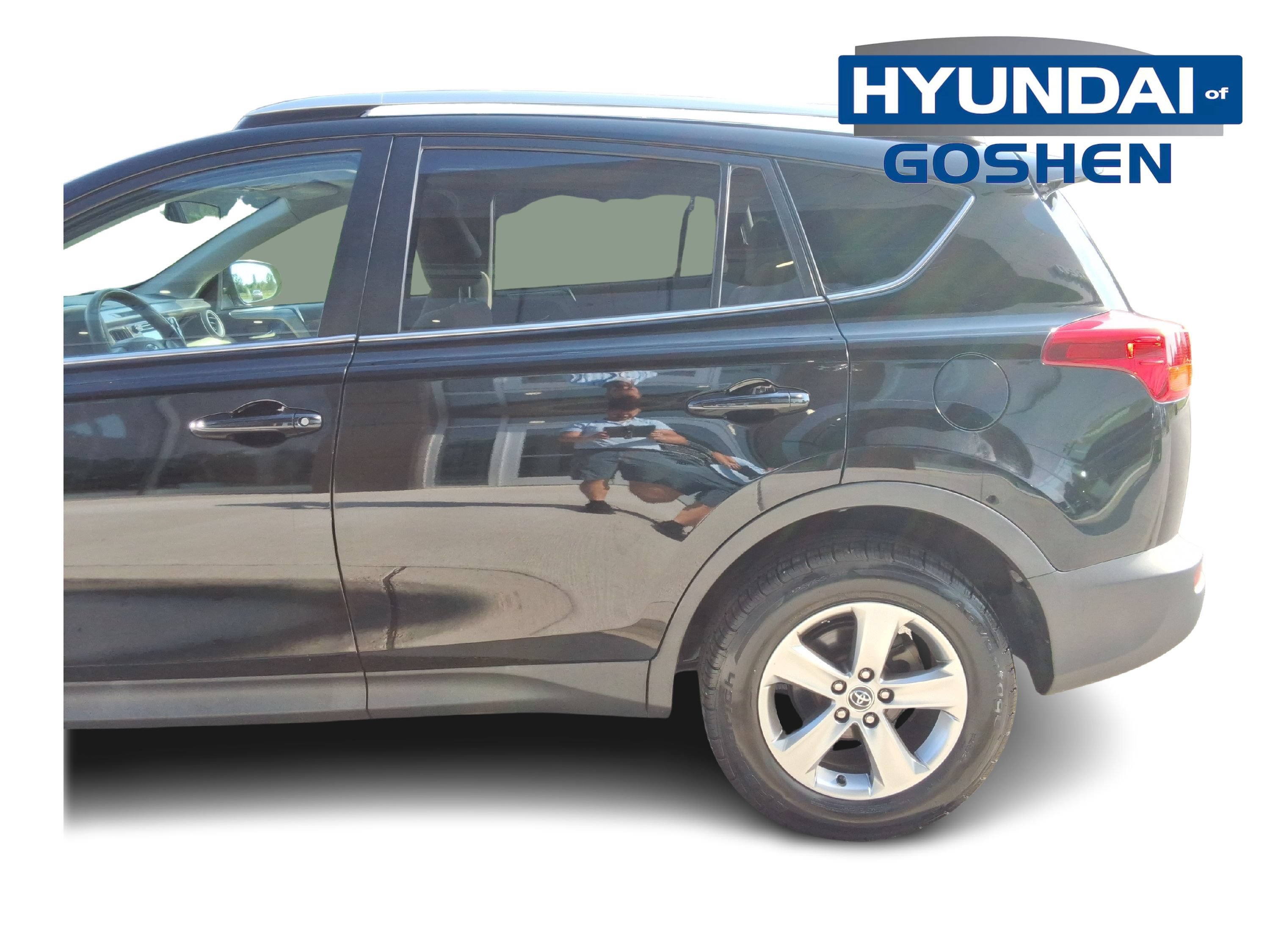 Used 2015 Toyota RAV4 XLE AWD/4WD image 6