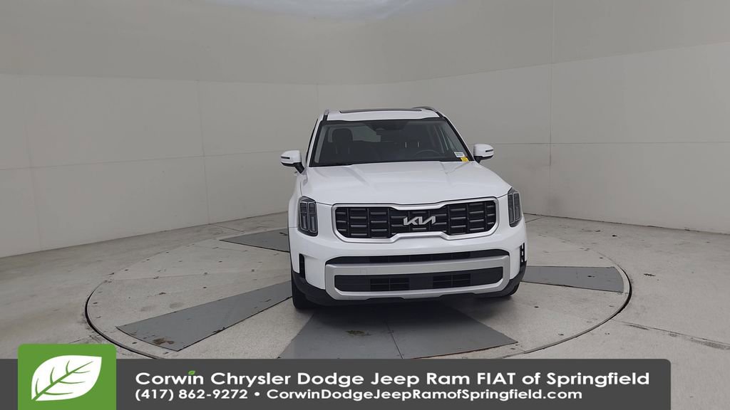 Used 2025 Kia Telluride S FWD image 5