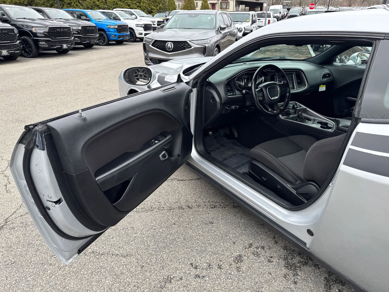 Used 2020 Dodge Challenger R/T image 11