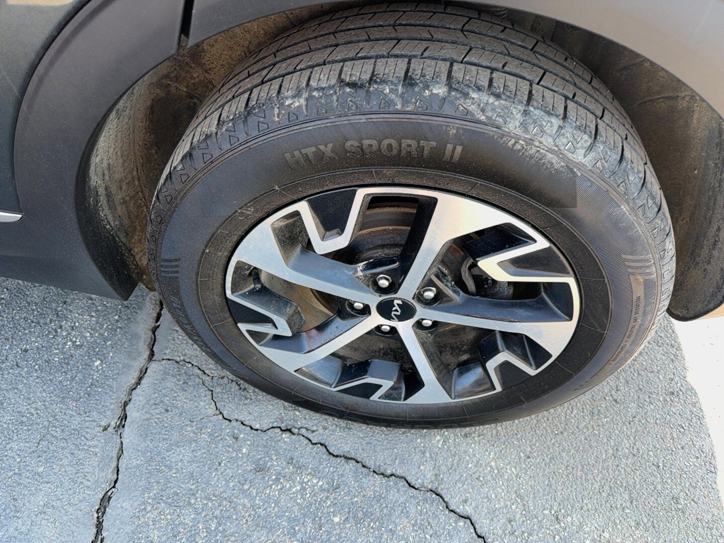 Used 2023 Kia Sportage EX AWD/4WD image 9