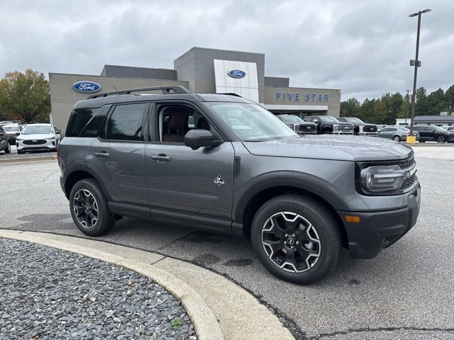 New 2025 Ford Bronco Sport Outer Banks w/ Outer Banks Tech Package+ image 2