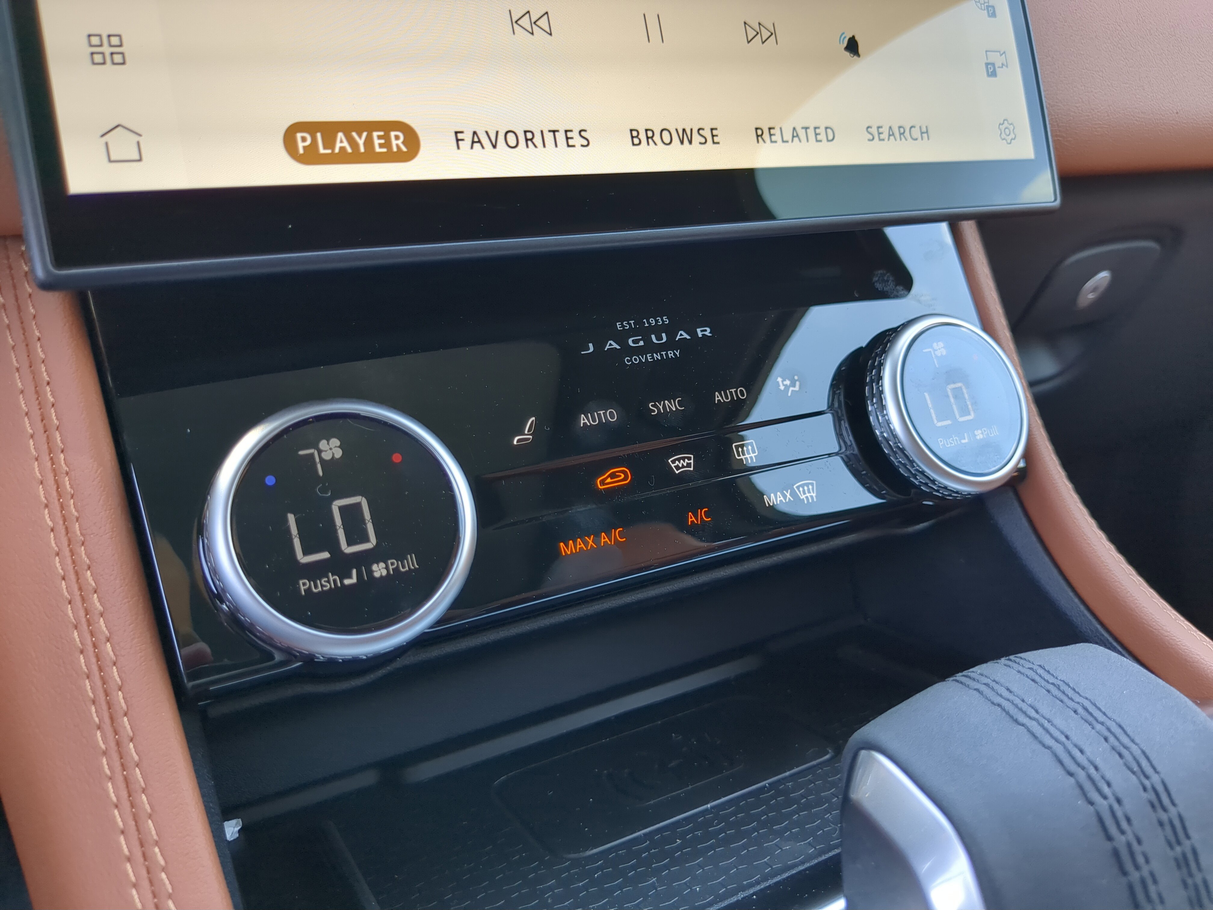 New 2026 Jaguar F-PACE R-Dynamic S image 26