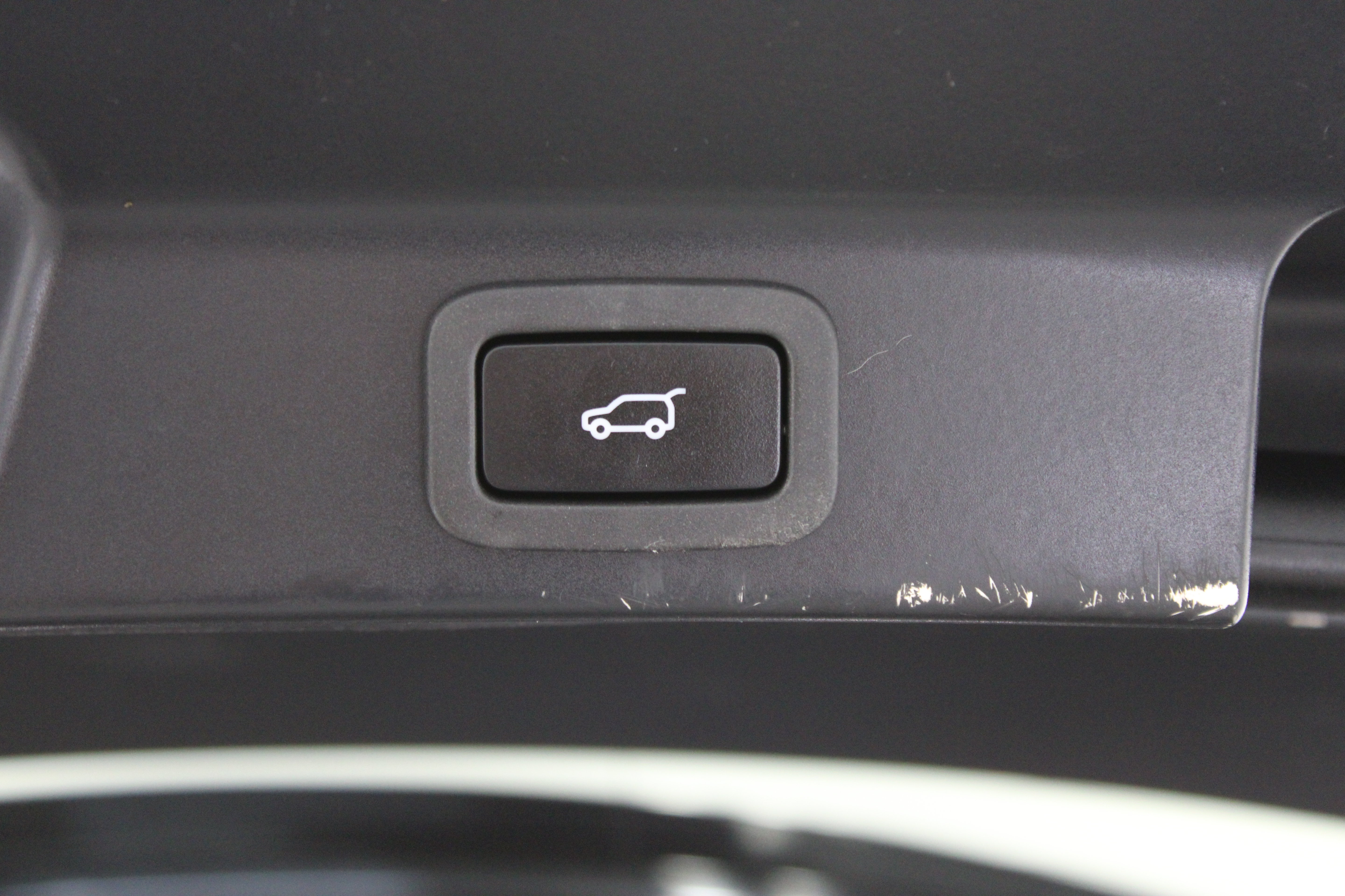 Used 2020 Jaguar F-PACE SVR AWD/4WD image 35