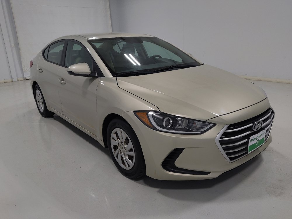 Used 2018 Hyundai Elantra SE w/ SE Connectivity Package 04 FWD image 13