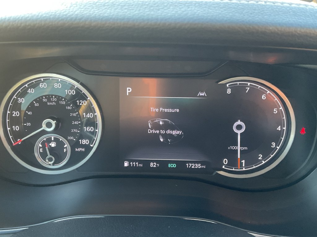 Used 2026 Genesis G70 2.5T AWD/4WD image 32