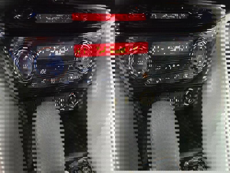 Used 2024 Mitsubishi Eclipse Cross SE image 24