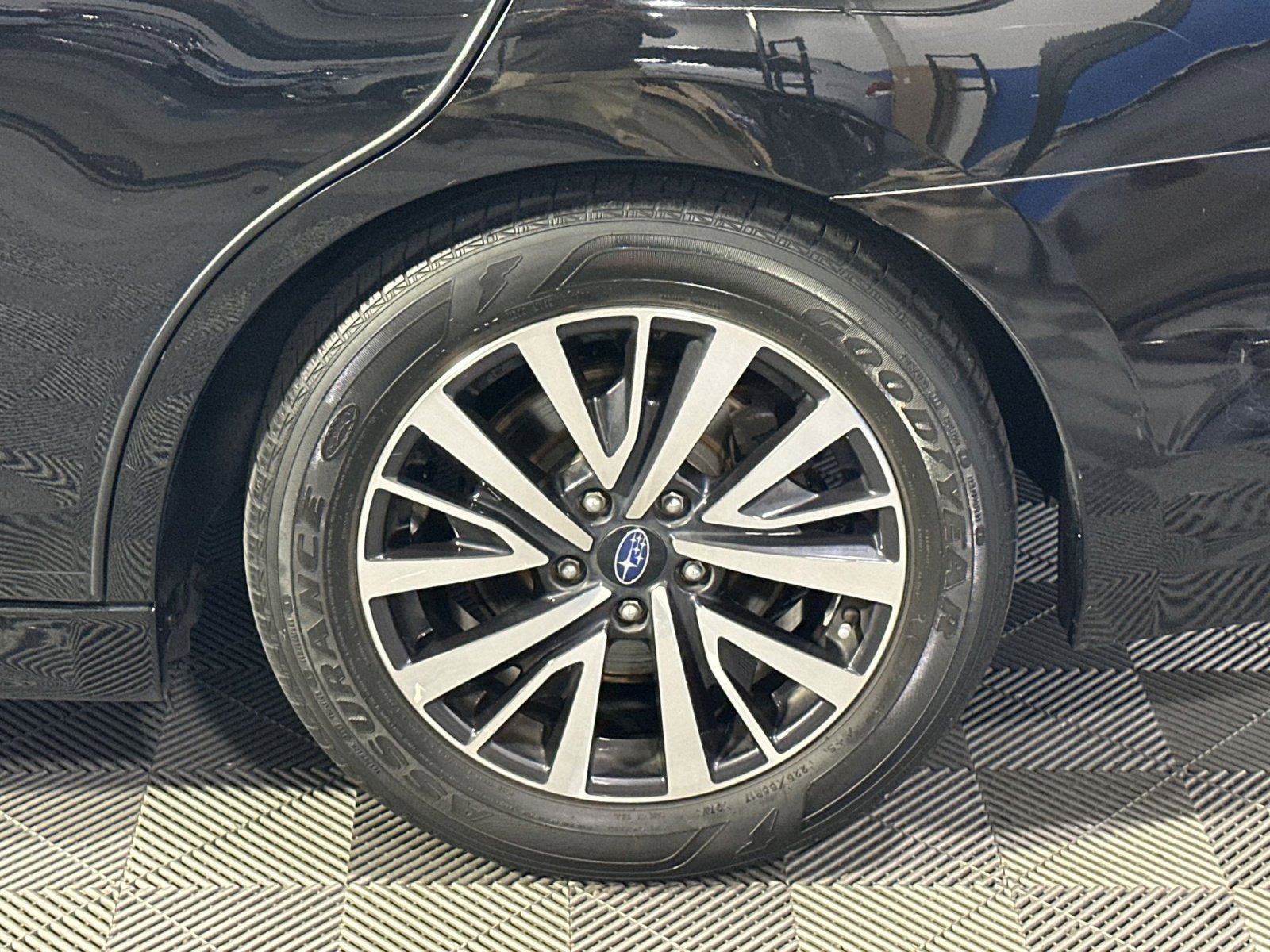 Used 2018 Subaru Legacy 2.5i w/ Alloy Wheel Package image 12