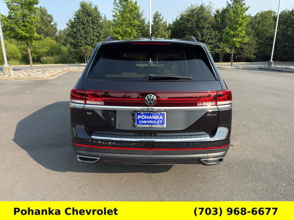 Used 2024 Volkswagen Atlas SE AWD/4WD image 6
