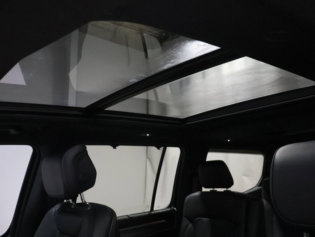 Used 2024 Jeep Wagoneer Series II w/ Convenience Group I image 10