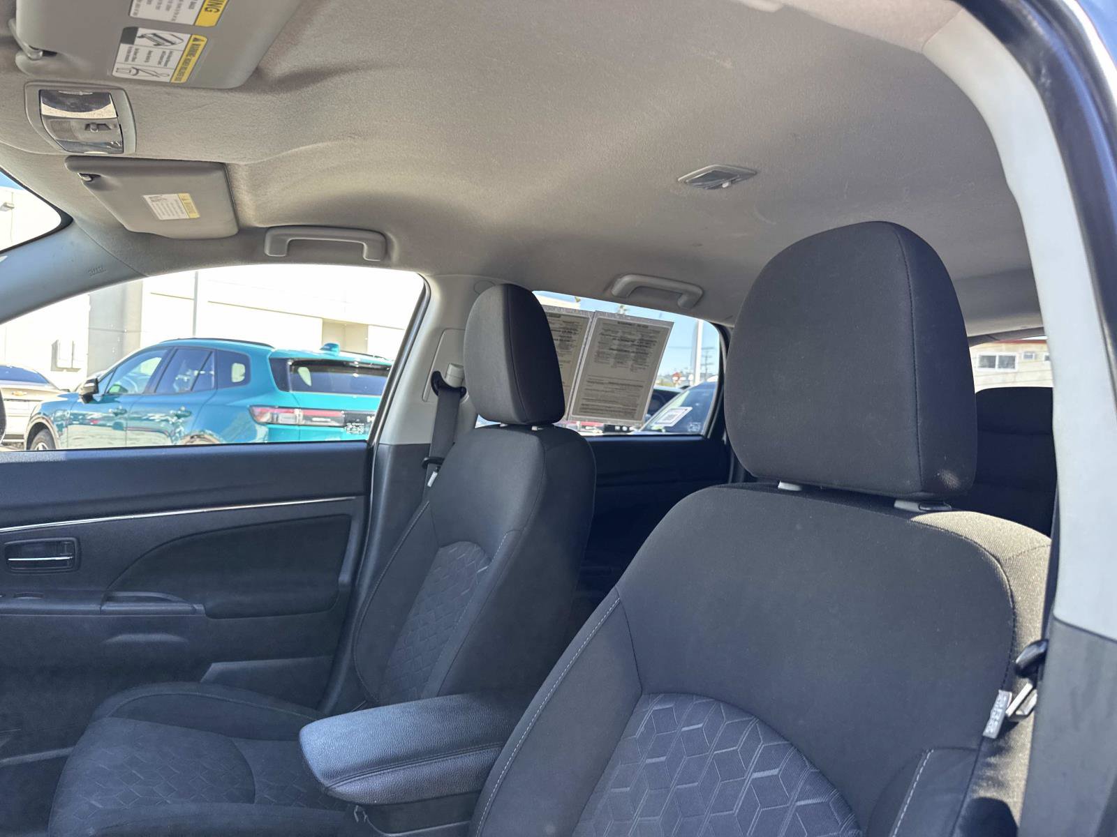 Used 2023 Mitsubishi Outlander Sport ES image 12