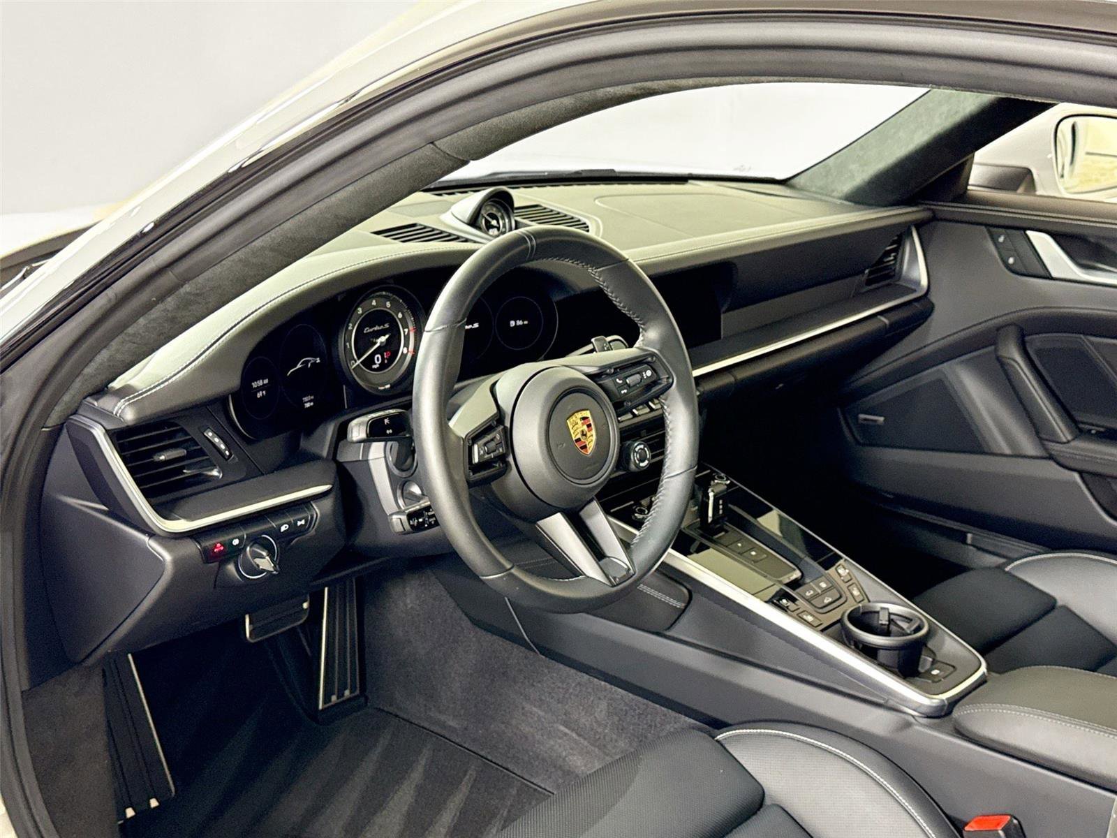 Used 2024 Porsche 911 Turbo S w/ 911 Turbo Sportdesign Package image 16