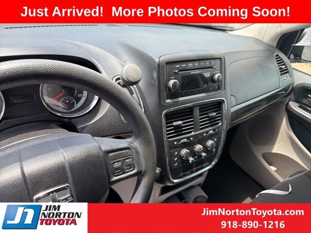 Used 2012 Dodge Grand Caravan SXT FWD image 12