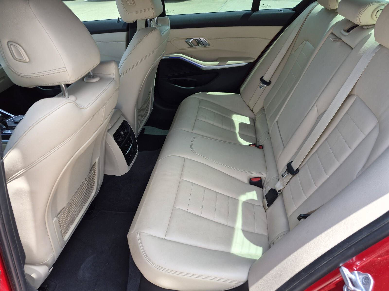 Used 2020 BMW 330i Sedan w/ Premium Package RWD image 15