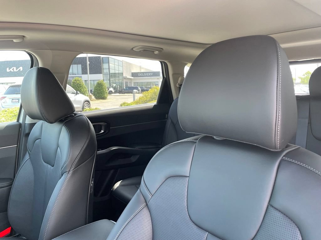 New 2026 Kia Sorento S w/ S Panoramic Sunroof Package FWD image 23