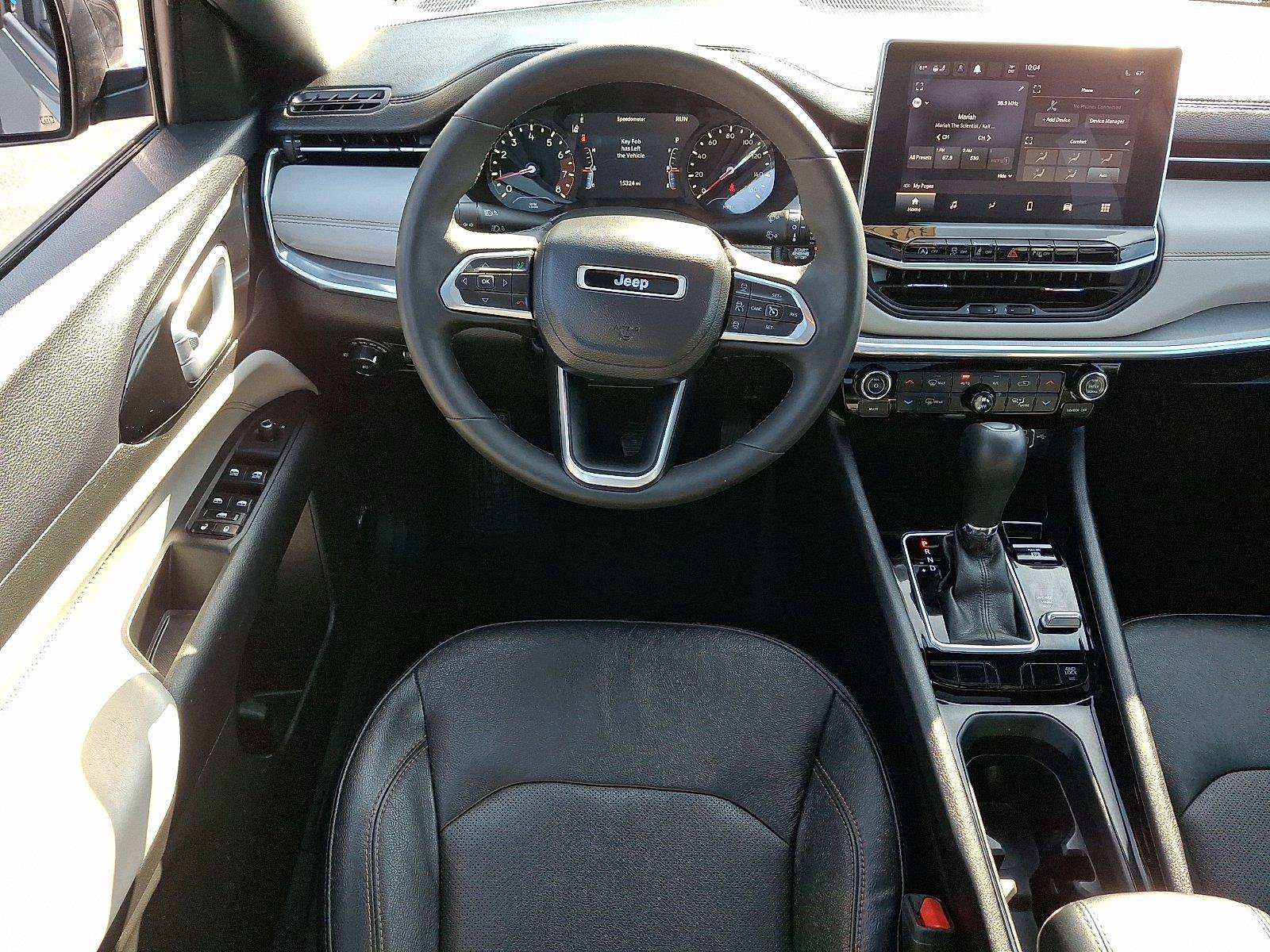 Used 2023 Jeep Compass Limited w/ Sun and Sound Group AWD/4WD image 11