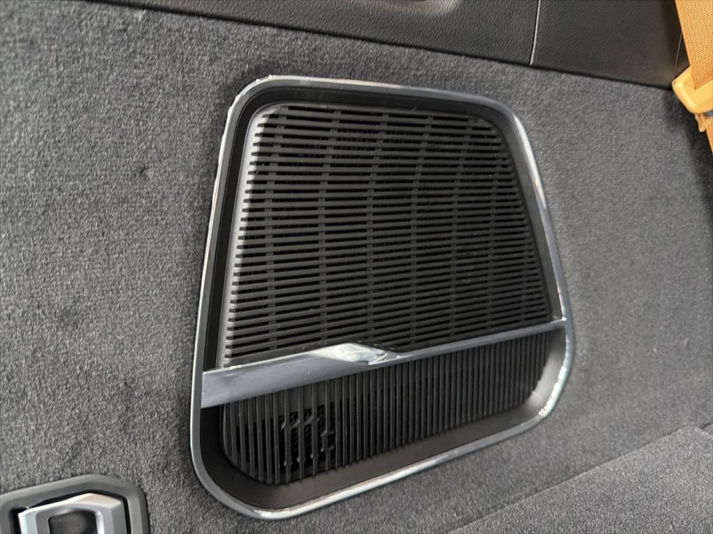 New 2026 Jeep Grand Wagoneer Summit AWD/4WD image 10