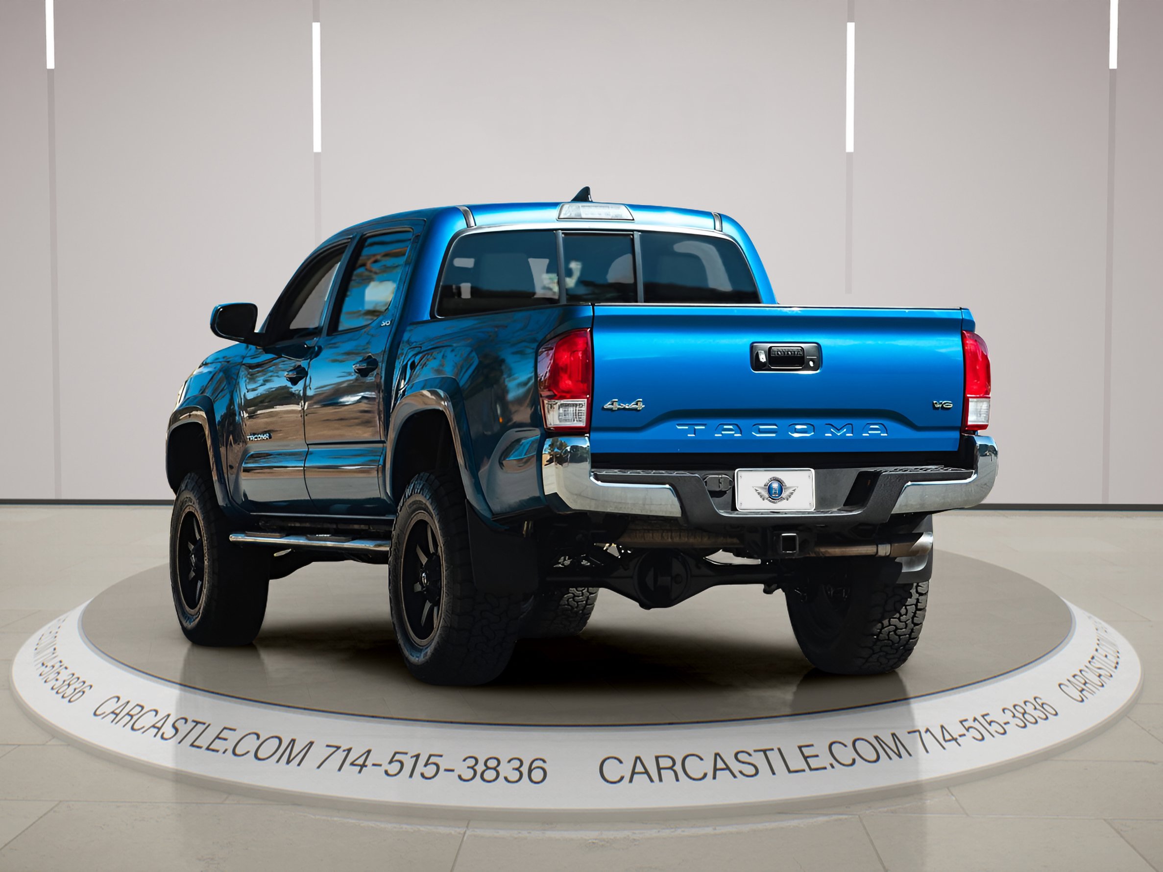 Used 2017 Toyota Tacoma SR5 w/ Tow Package image 14