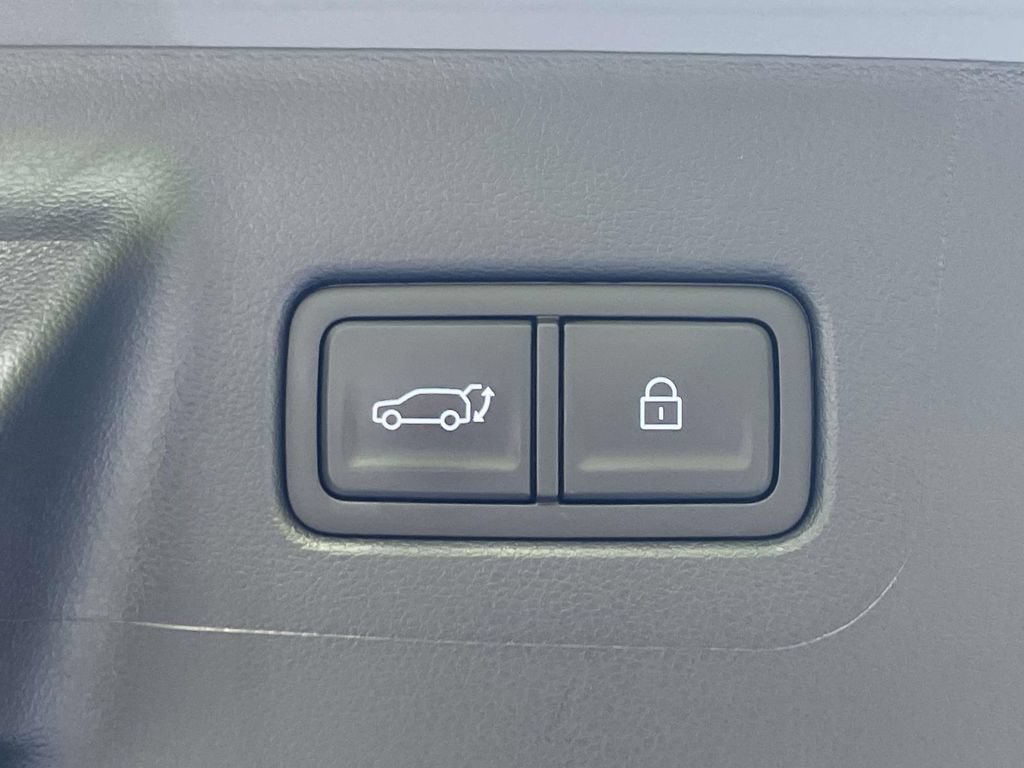 Certified 2026 Hyundai Santa Fe SEL FWD image 9