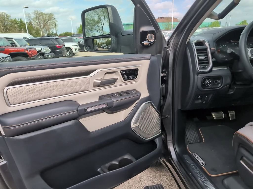 Used 2025 RAM 1500 Tungsten w/ Towing Technology Group AWD/4WD image 18