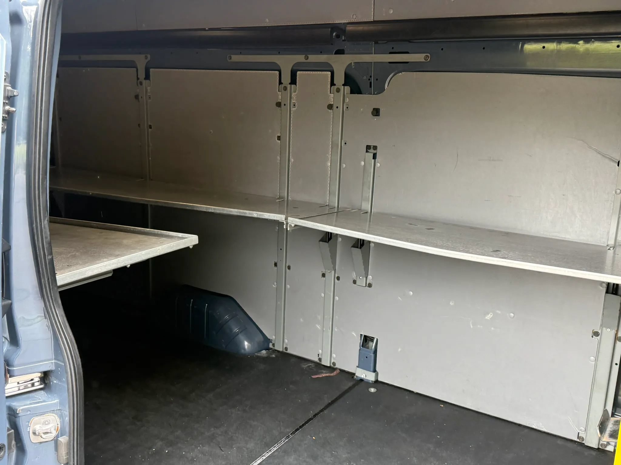 Used 2020 Ford Transit 250 148 High Roof Extended RWD image 24