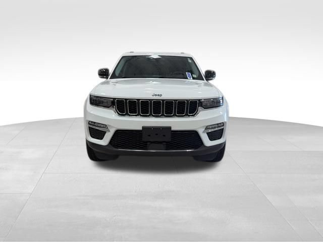Used 2023 Jeep Grand Cherokee 4WD 4xe image 4