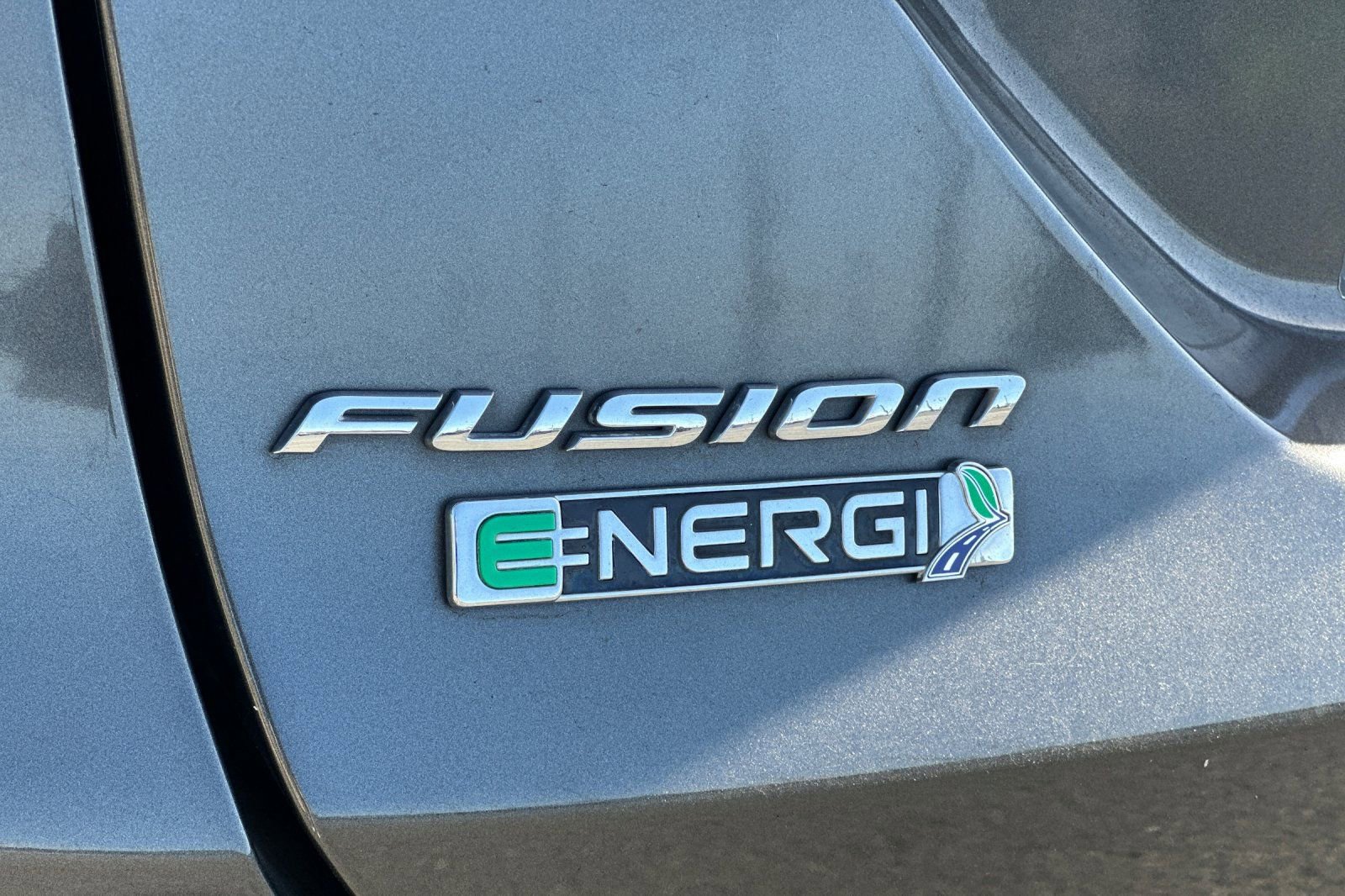 Used 2017 Ford Fusion Energi Titanium FWD image 24