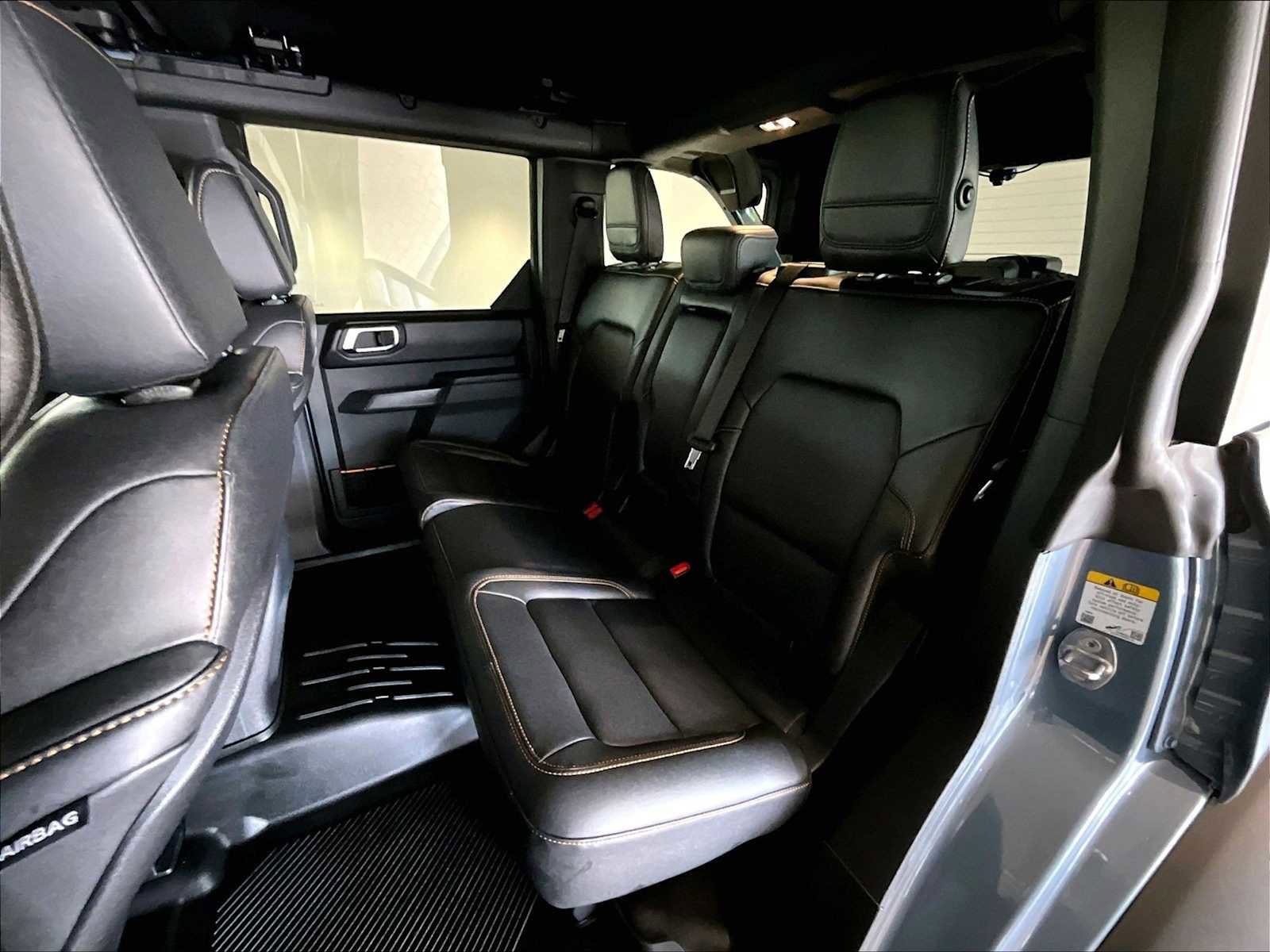 Used 2024 Ford Bronco Badlands image 30