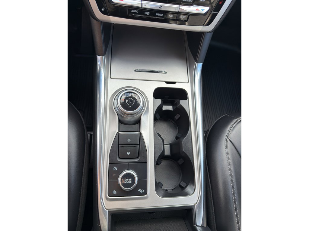 Used 2021 Ford Explorer XLT w/ Equipment Group 202A image 23