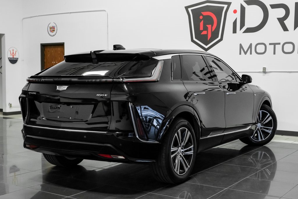 Used 2024 Cadillac Lyriq Luxury image 12