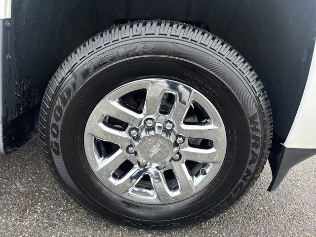 Used 2019 Chevrolet Silverado 3500 High Country w/ Duramax Plus Package image 9