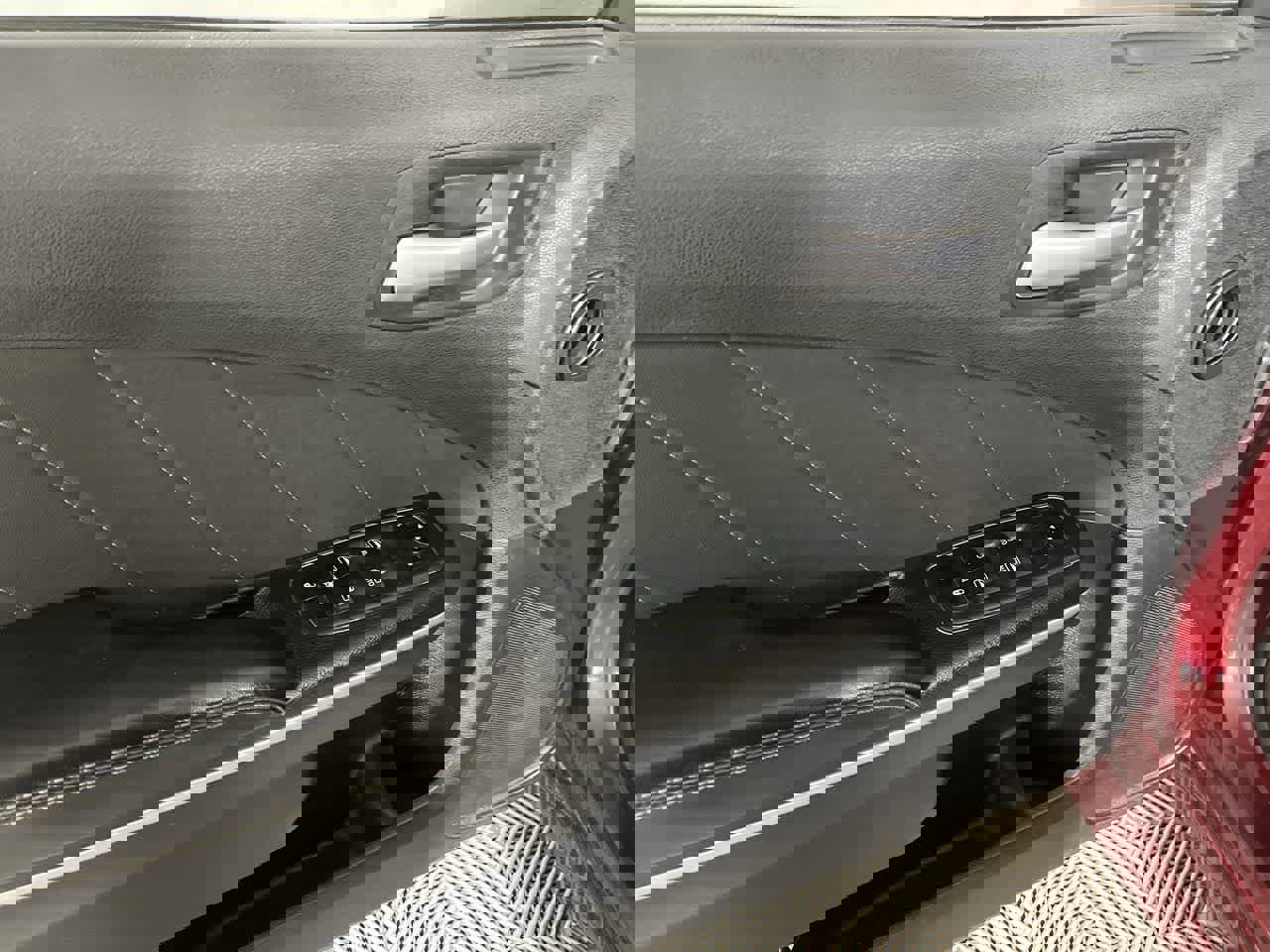 Used 2019 Dodge Charger GT image 13