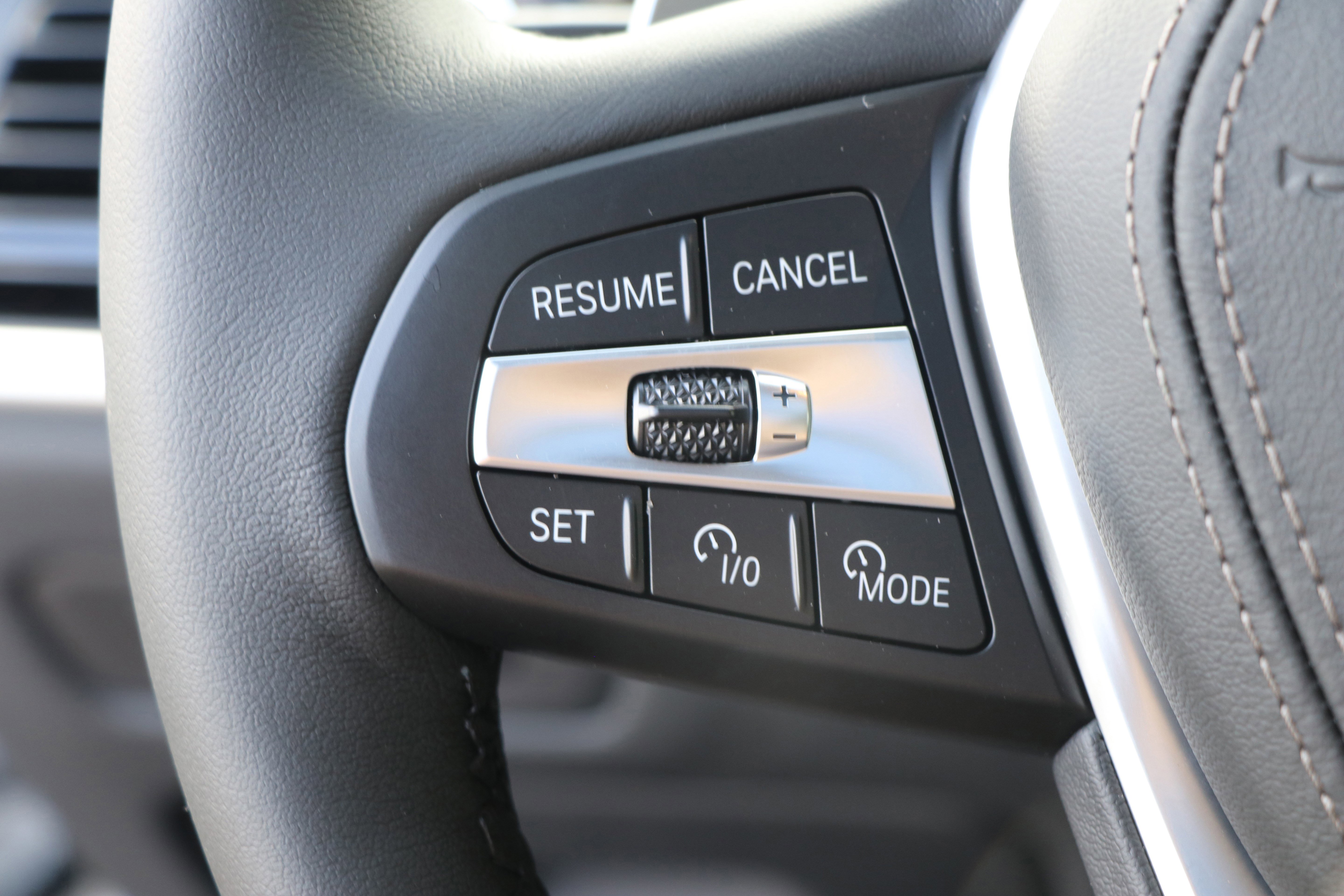 Used 2026 BMW X5 xDrive50e w/ Parking Assistance Package image 18